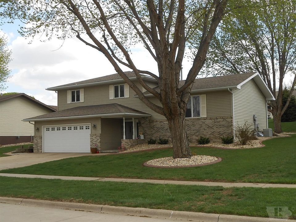 1st image of 570 15th St SE