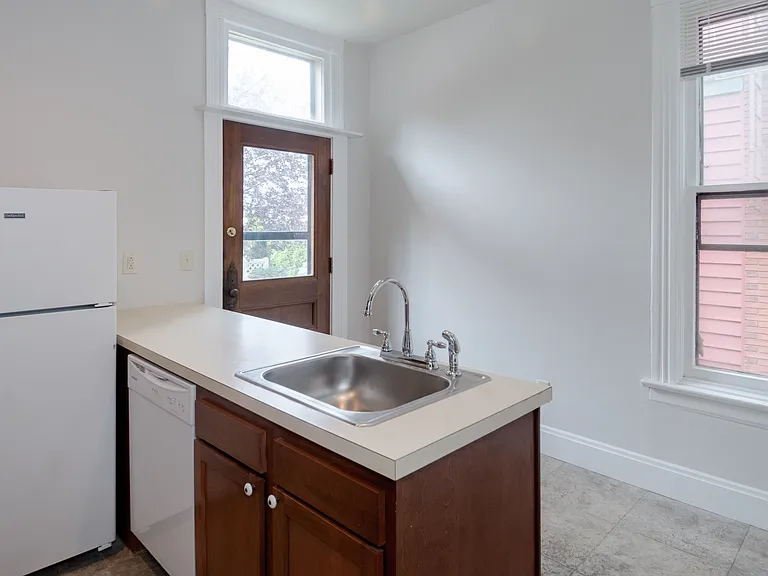 1628 S 3rd St #2 — Photo 12