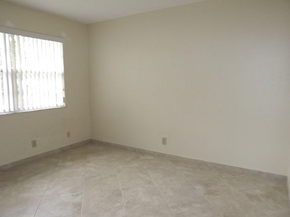 4th image of 1546 SE Royal Green Cir #203