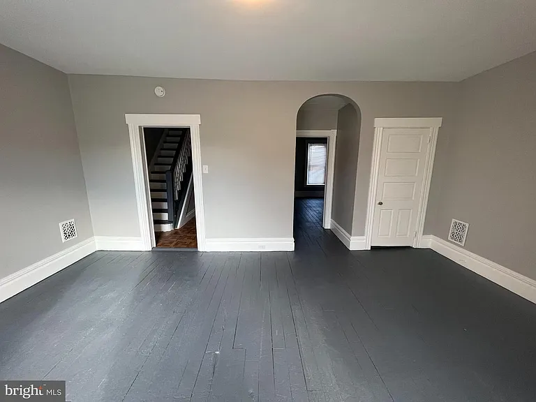 337 W Lemon St — Photo 9