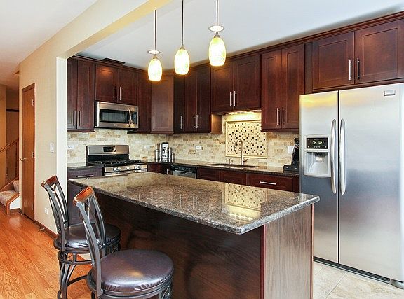 3rd image of 1221 S Parkside Dr #12