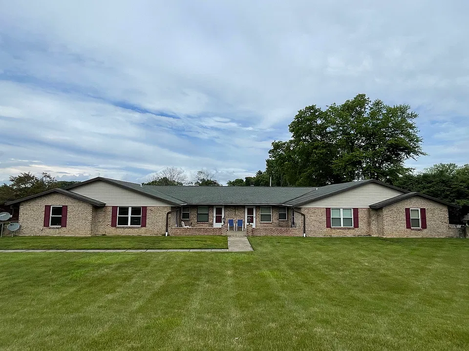 Brick ranch four family