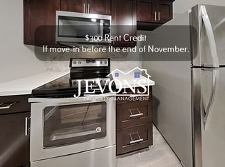 1105 S Woodlawn St APT 2, Tacoma, WA 98465