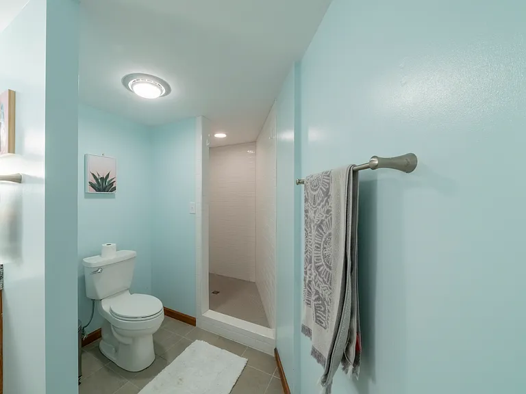 4842 E Inverness Woods Rd — Photo 37