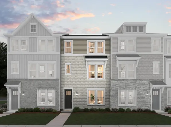 4814 Jackson Village Pkwy, Fredericksburg, VA 22407