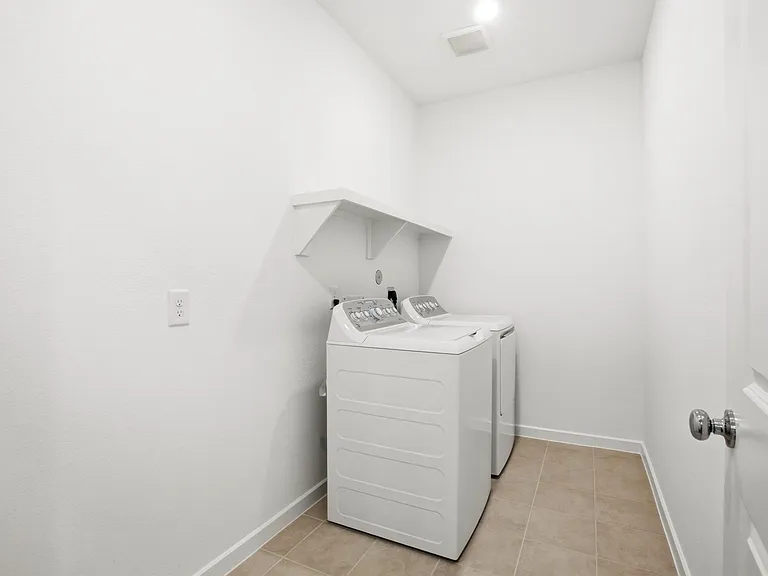 9723 Avalon View Dr — Photo 26