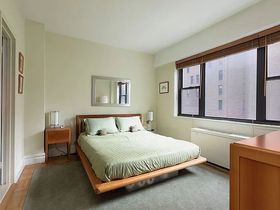 4th image of 7 Park Ave APT 54