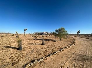 492 Surrey Ave, Yucca Valley, CA 92284