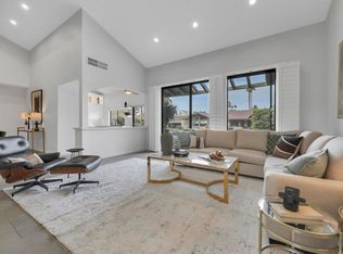 196 Green Mountain Dr, Palm Desert, CA 92211