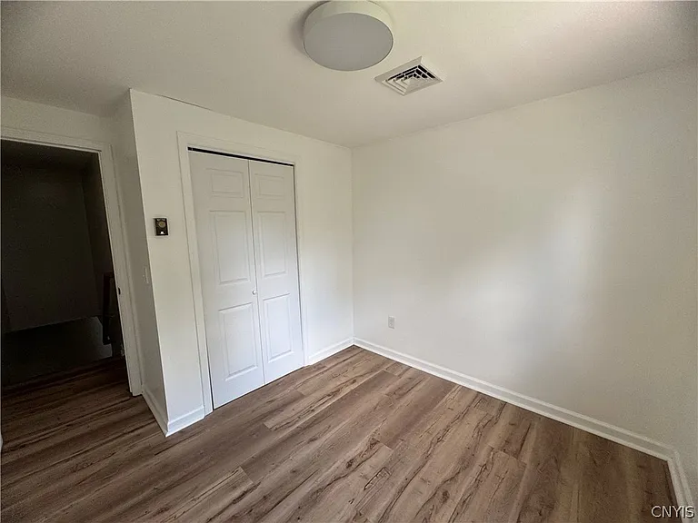 110 Lake Country Dr — Photo 27