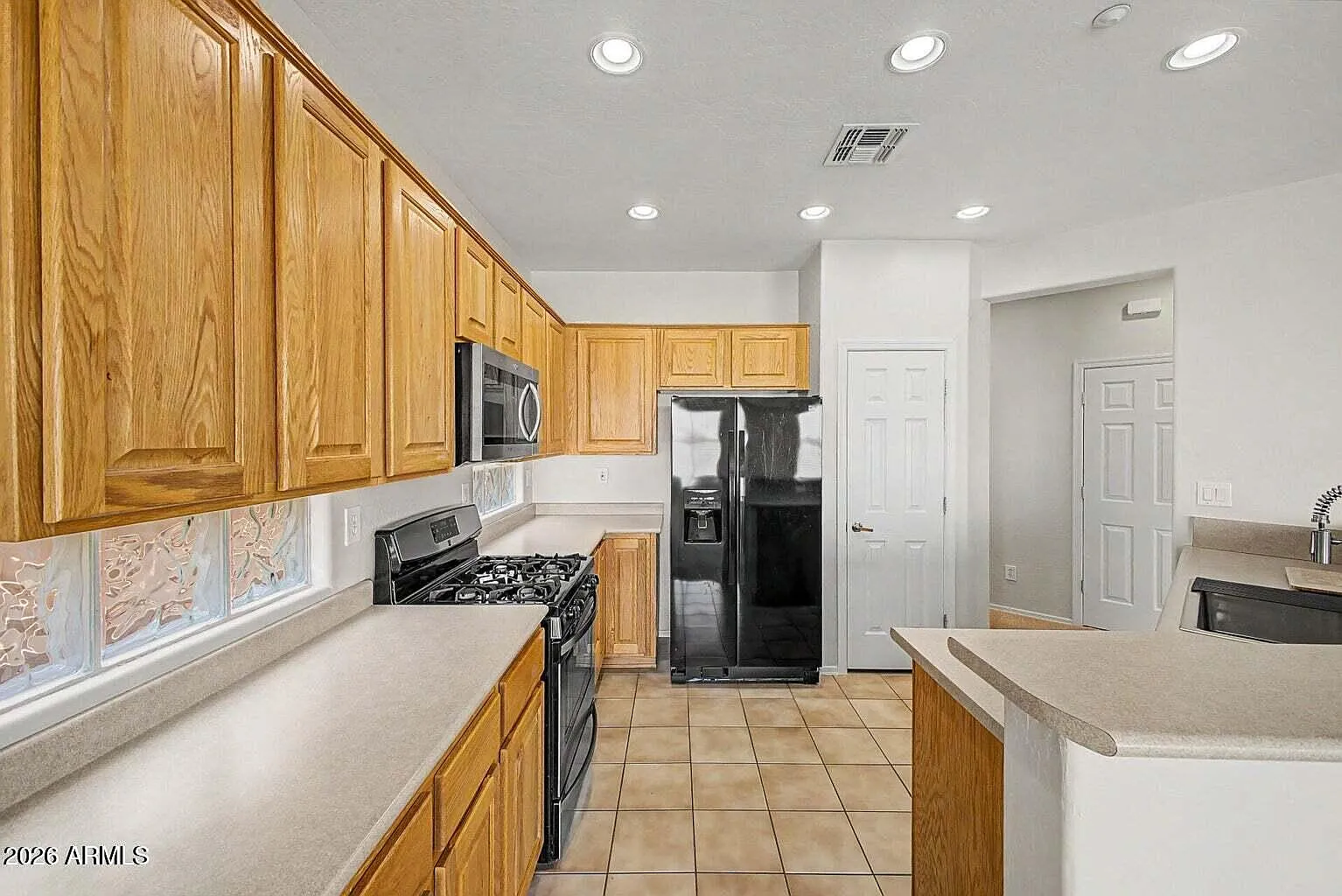 2 bed, 2.0 bath, 1612 sqft, $2,200 — Photo 4