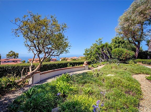 3rd image of 28435 Covecrest Dr