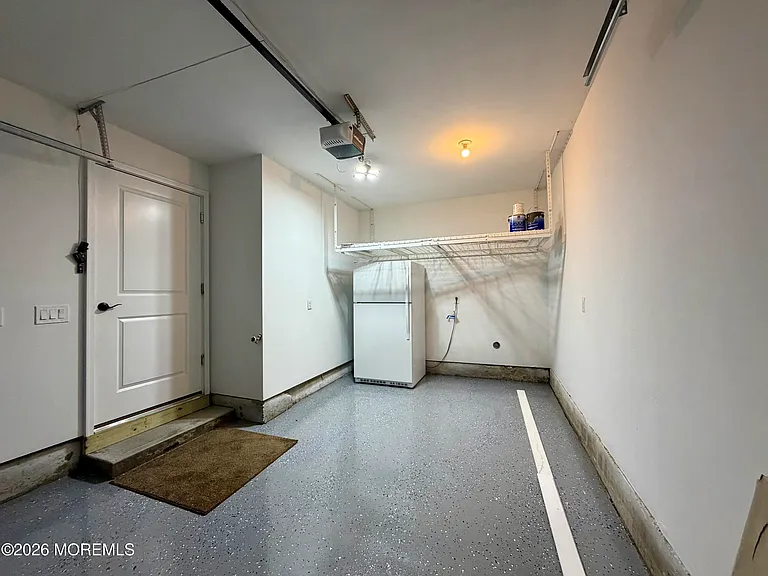 305 Spirit Way — Photo 32