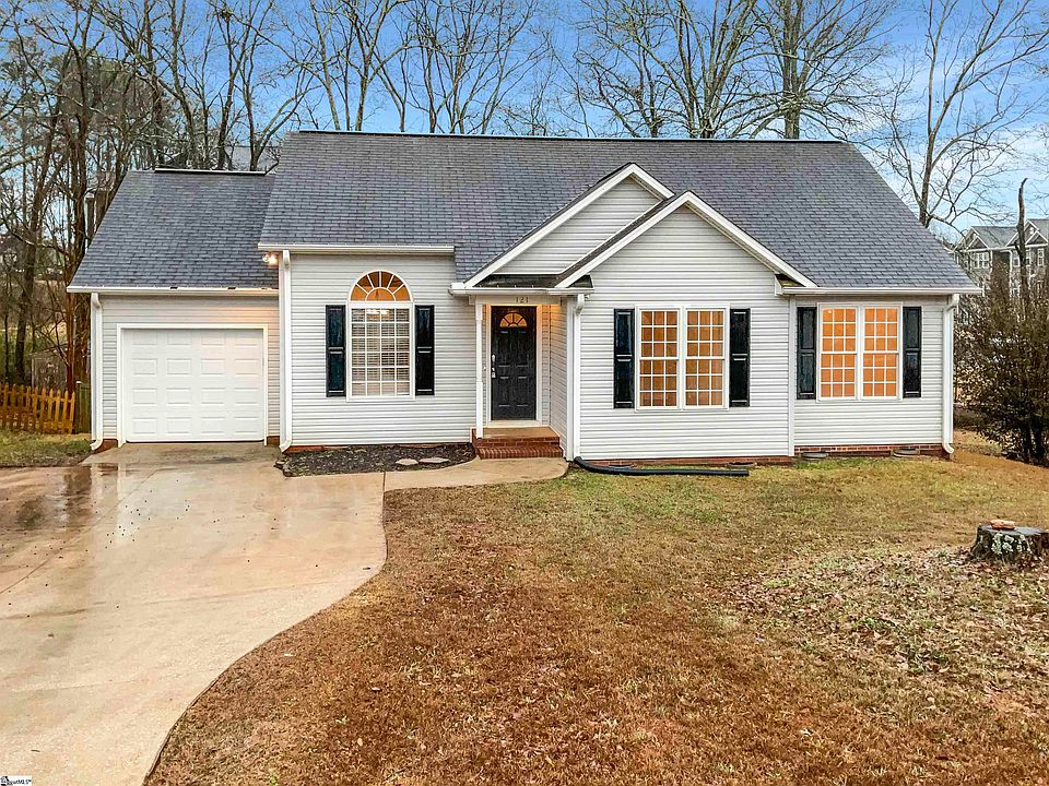 1st image of 121 Caroway Ct