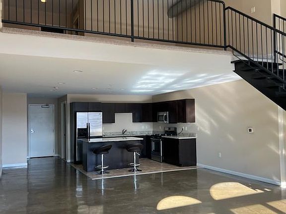 2nd image of 3100 Woodward Ave #212