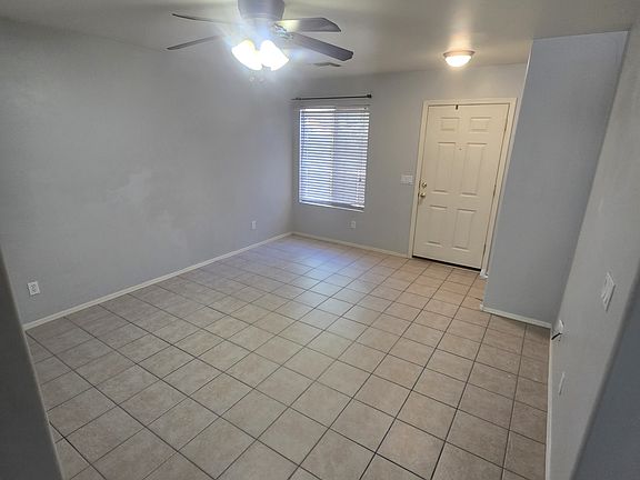 5th image of 651 W Ash Ridge Dr
