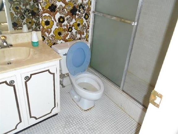 4th image of 6361 N Falls Circle Dr APT 102