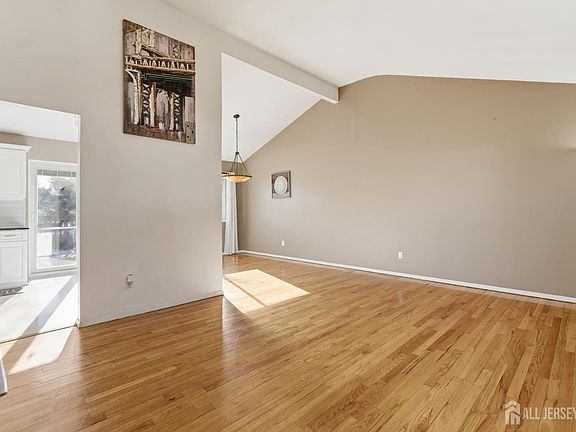 4th image of 74 Harrison Ave