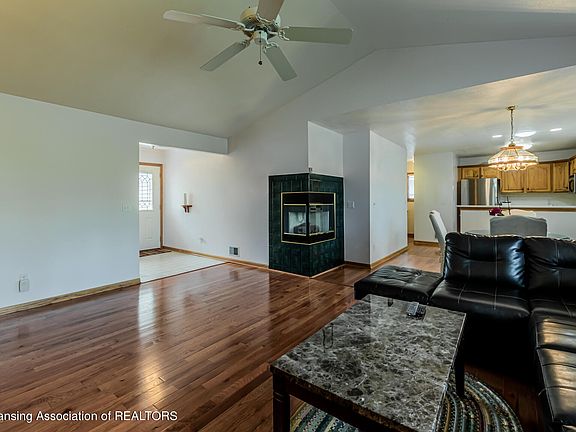 5th image of 2850 Turtlecreek Dr