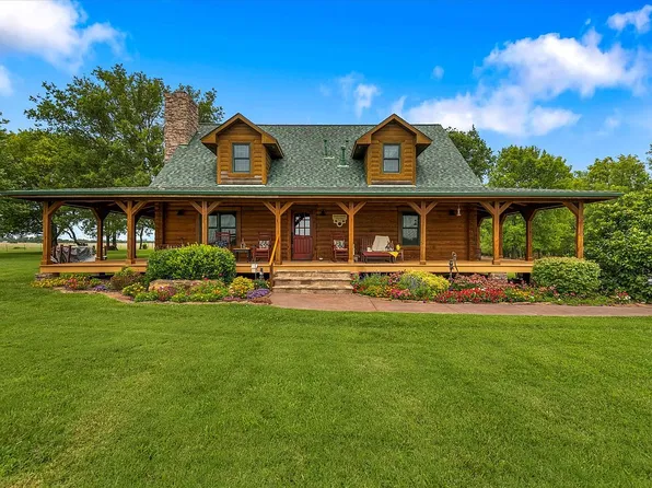 1298 S Mississippi St, Nowata, OK 74048