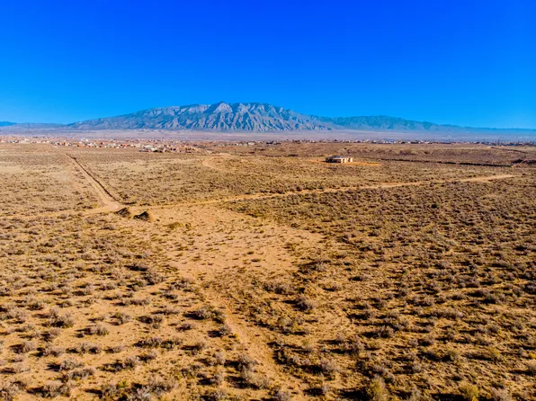 43rd St NE, Rio Rancho, NM 87144