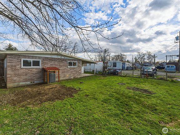 5th image of 917 Parallel Street