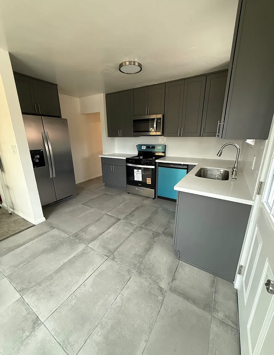 4369 Parks Ave — Photo 4