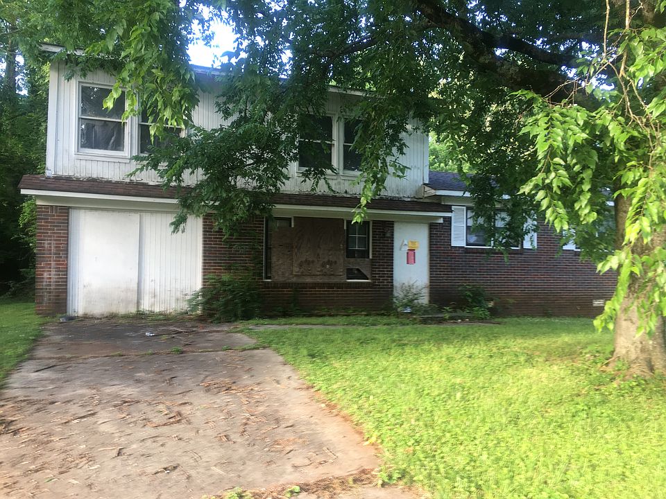 1st image of 4811 Aubrey Cir NW
