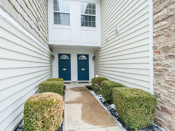 3rd image of 5688 Albany Reserve Dr