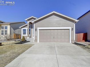 6884 Sierra Meadows Dr, Colorado Springs, CO 80908