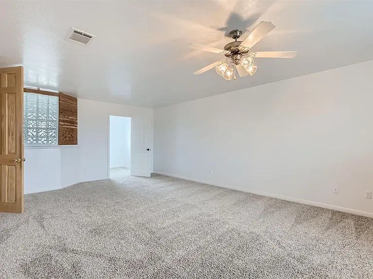 131 Lavaca Loop — Photo 18