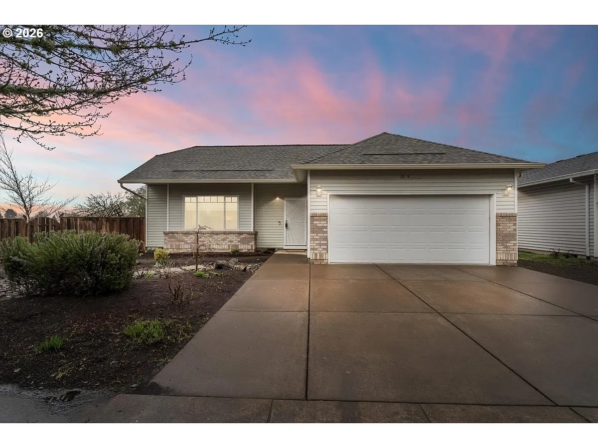 2509 Bryce Ave photo 1