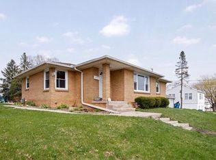 1900 Cora St, Crest Hill, IL 60403