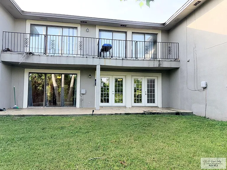 2205 El Dorado Ave — Photo 10