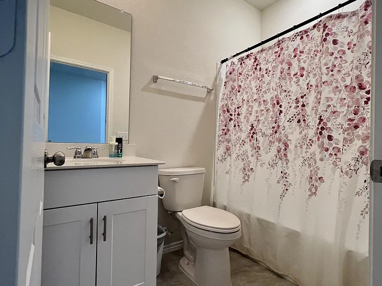 902 Feldspar Way — Photo 8