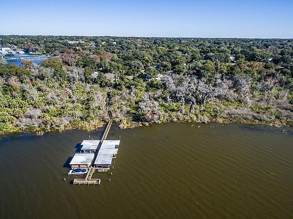 2nd image of 585 Sand Lake Ct