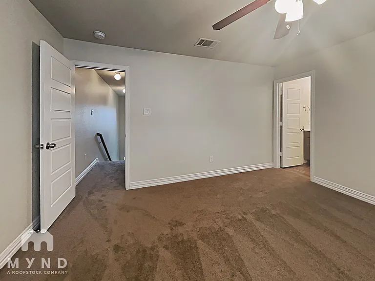 101 Peach St #1 — Photo 8