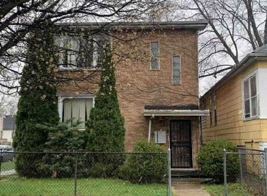 2nd image of 301 W 118th St