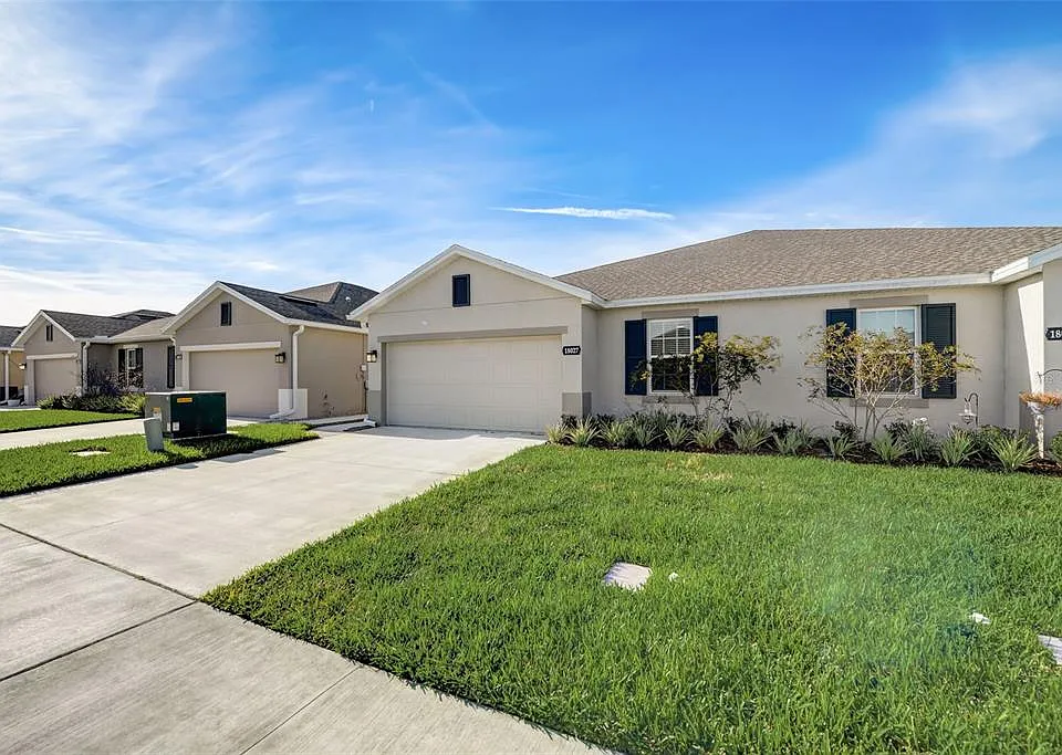 18027 Turning Leaf Cir