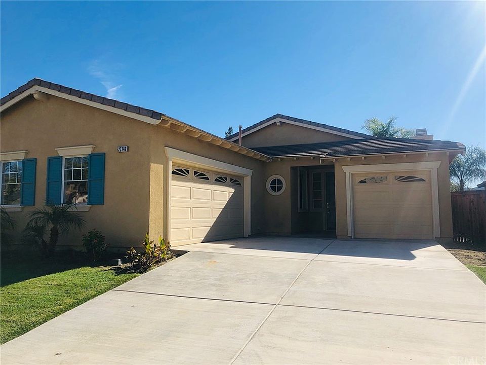 1st image of 23749 Scarlet Oak Dr