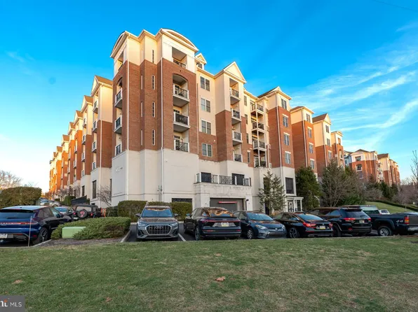 300 W Elm St Suite 2423, Conshohocken, PA 19428