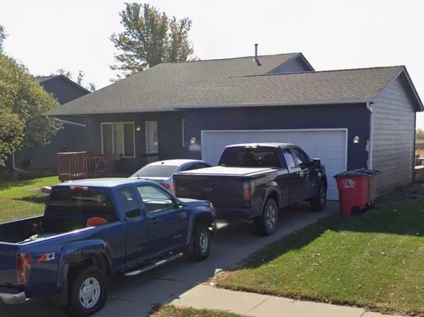 811 Lois Ln, Harrisburg, SD 57032