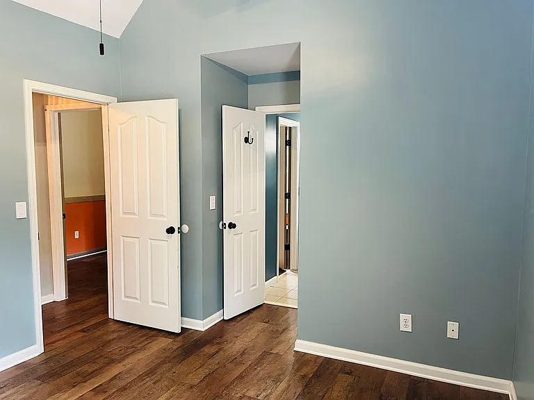 55 Tyler Woods Dr — Photo 33