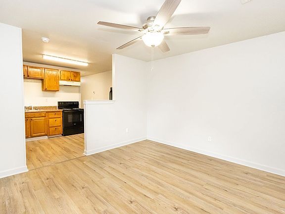 4th image of 5326 Slayton Ave Unit 5324