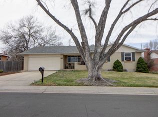 381 S Peoria Cir, Aurora, CO 80012