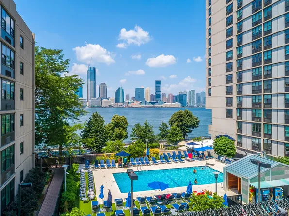 385 S End Ave, New York, NY