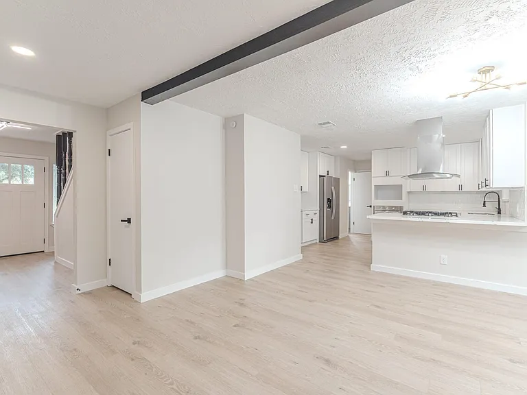 28814 Enchanted Dr — Photo 13