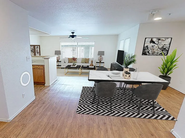 Skyline Apartments — Photo 25