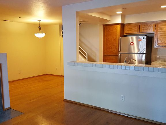 5th image of 6905 Rodling Dr Unit B