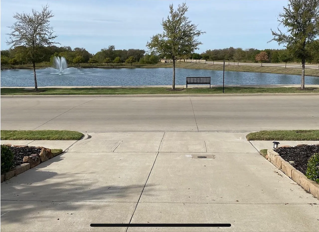 4 bed, 2757 sqft, $3,200 — Photo 4